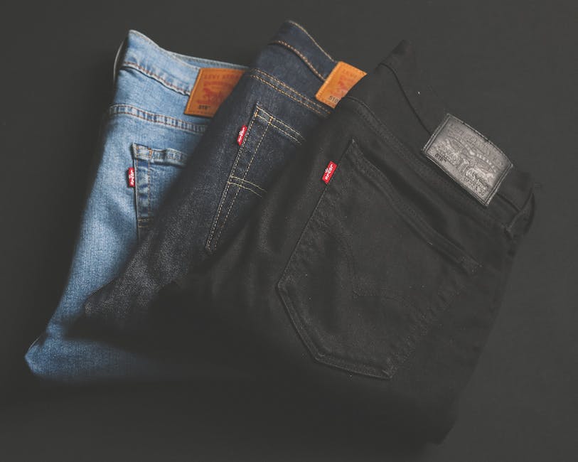 What Jeans Does Morgan Wallen Wear