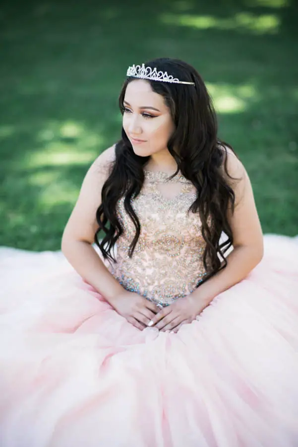 What Do Guests Wear To A Quinceanera