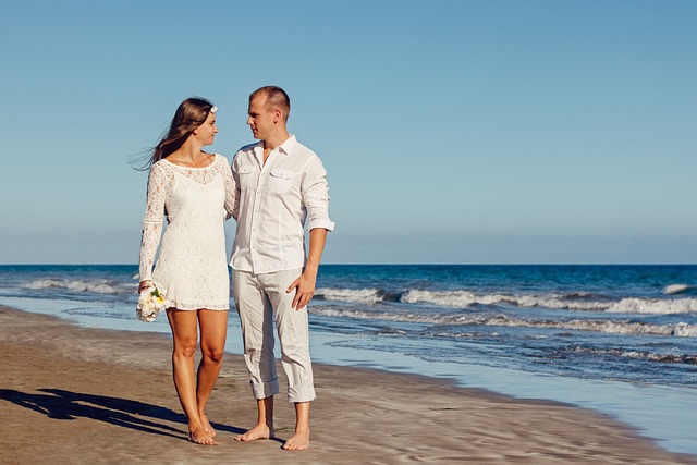What To Wear To A Beach Wedding Over 50