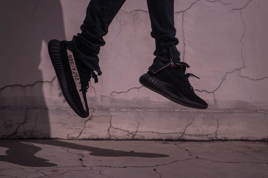 What To Wear With Yeezy 350
