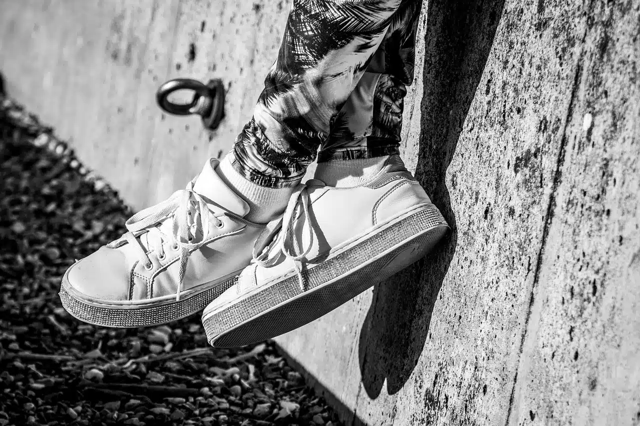 What Shoes To Wear With Black Pants