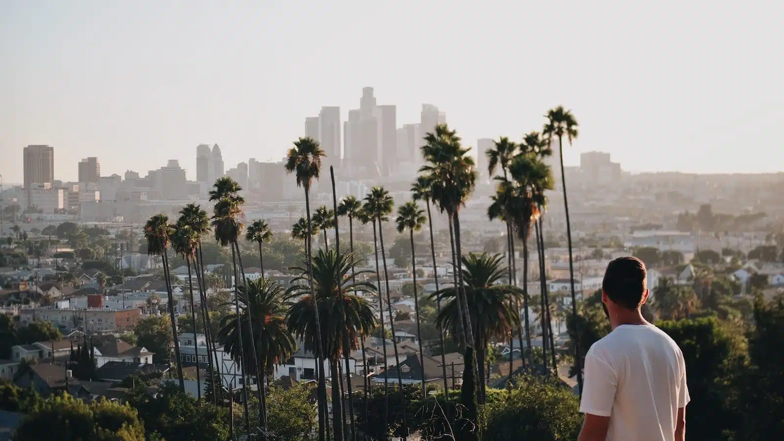 What To Wear In Los Angeles