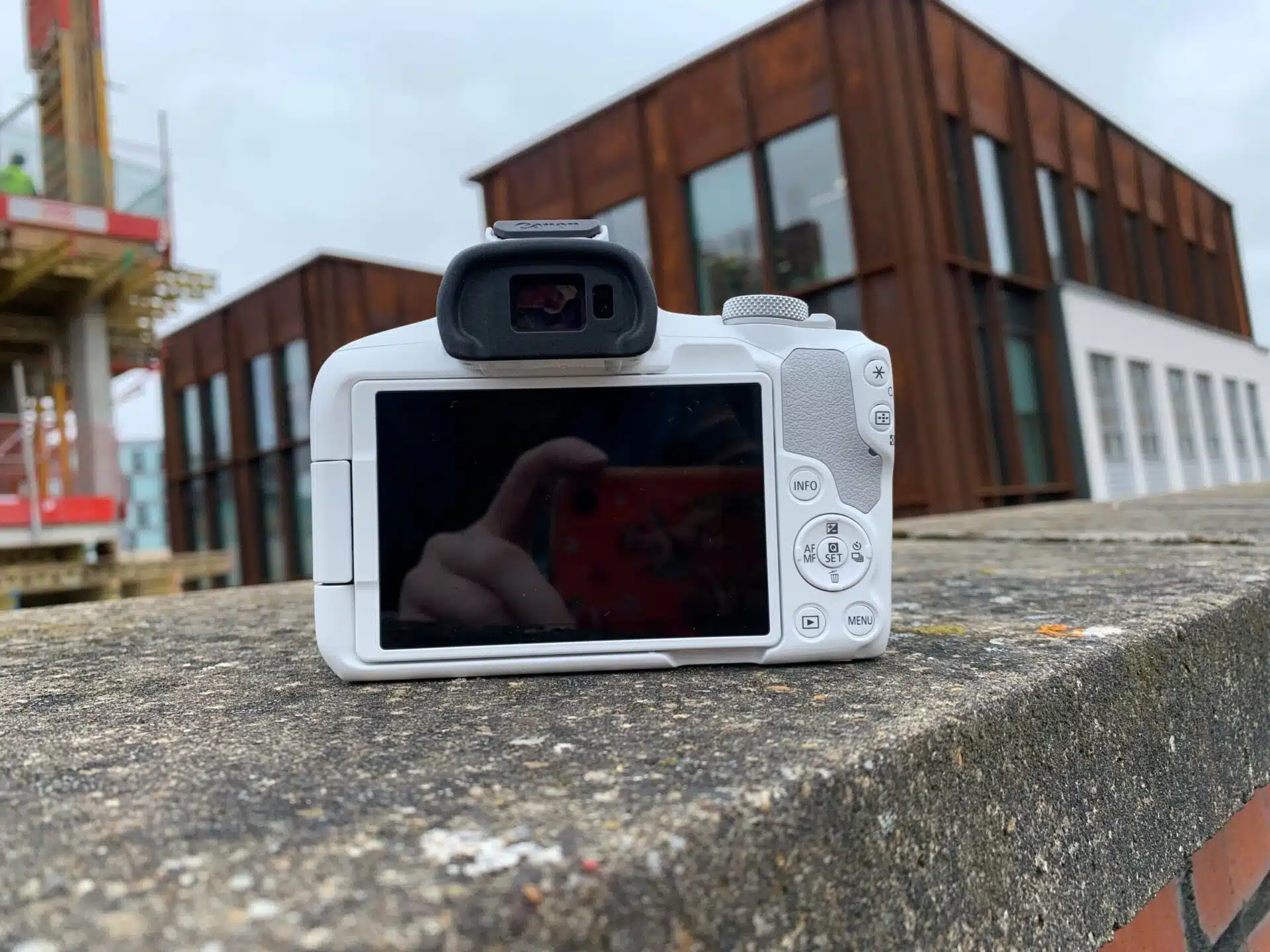 What To Wear On Camera