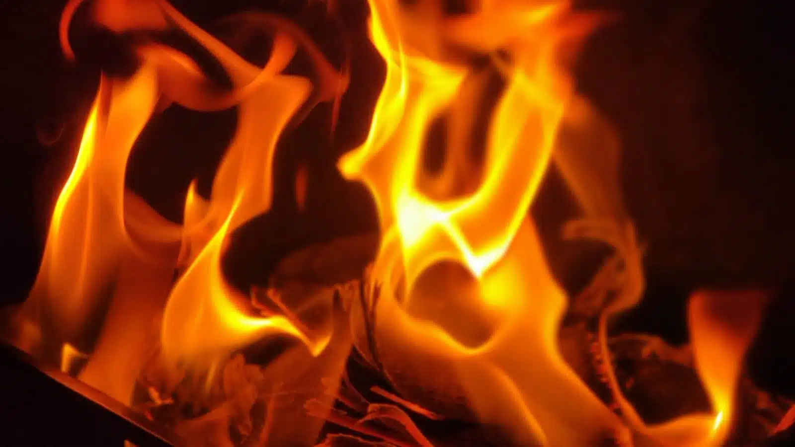 What To Wear To A Bbq Party Female